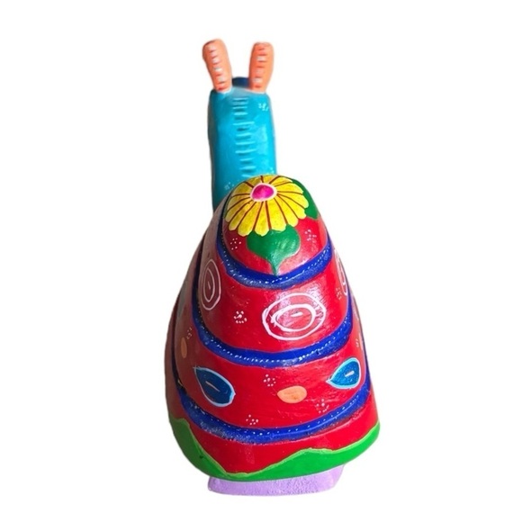 Oaxacan Wooden Snail Figurine Hand Painted Signed Roberto Angeles - Picture 4 of 7